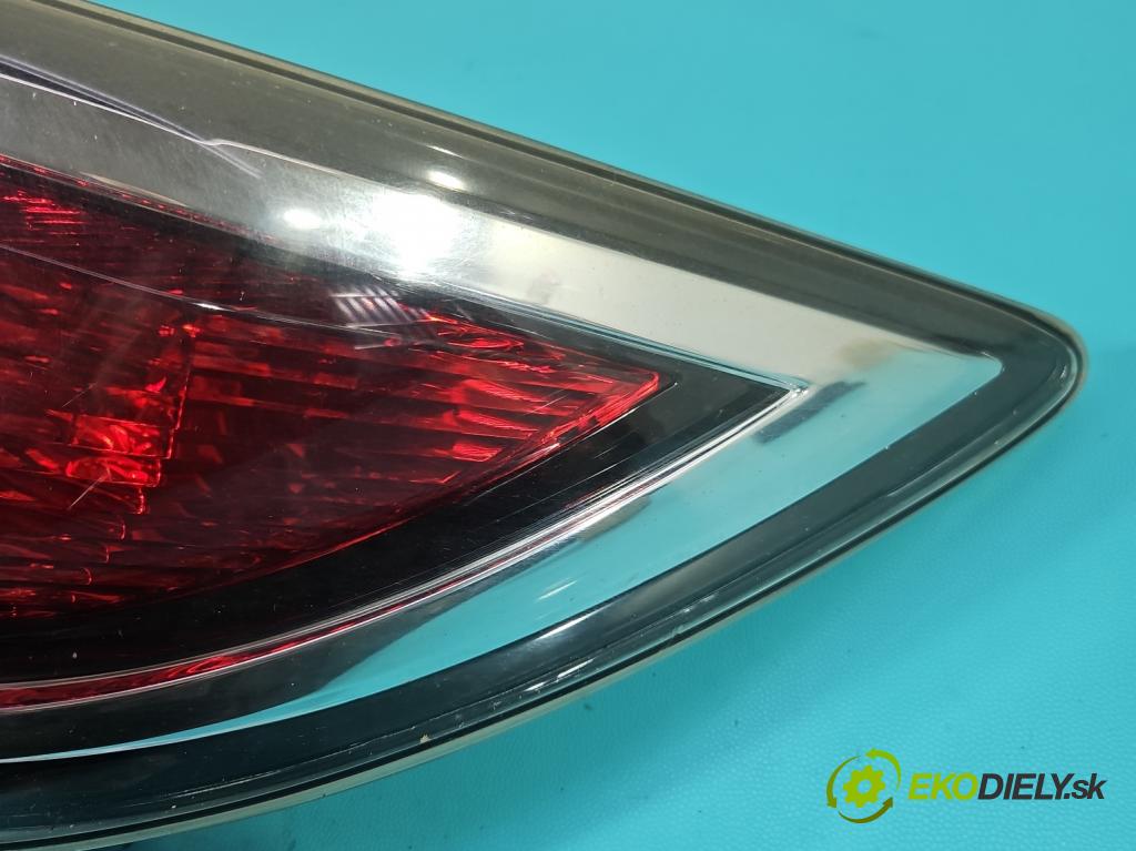 Mazda 6 II GH 2007-2012 1.8 16V 120 HP manual 88 kW 1798 cm3 5- svetlo / reflektor zadné pravé 220-41661 (Kľučka dverí ostatné)