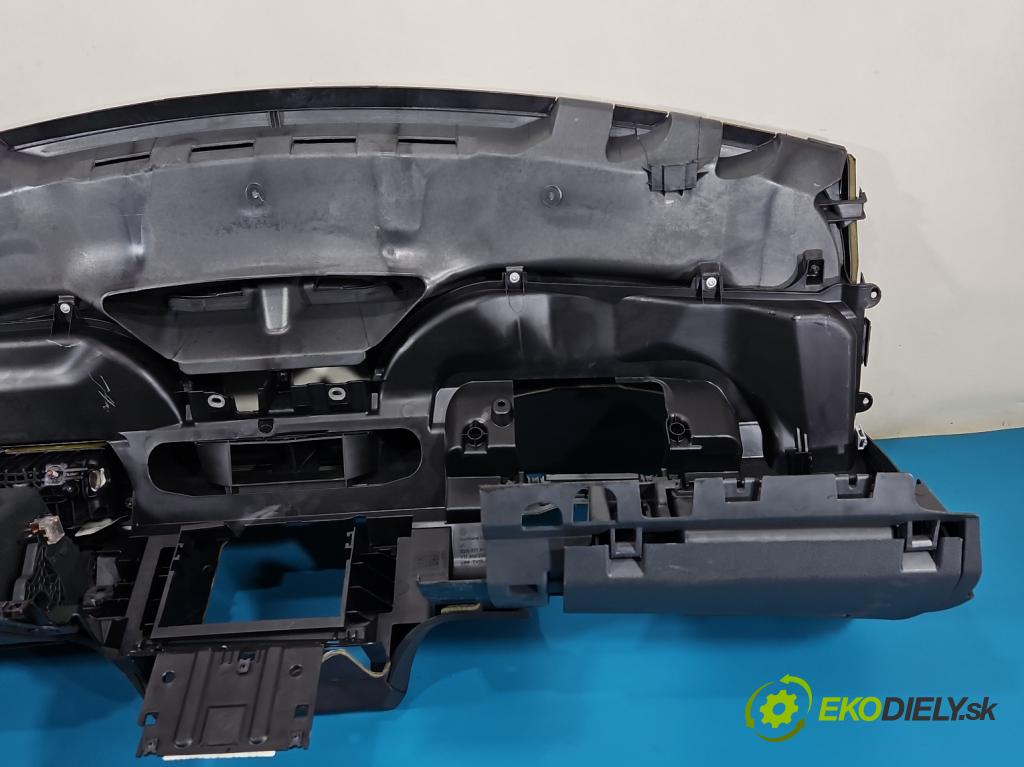 Vw Touran I 2003-2015 1.6 tdi 105 HP manual 77 kW 1599 cm3 5- kokpit,pristrojová doska rozdeľovacia