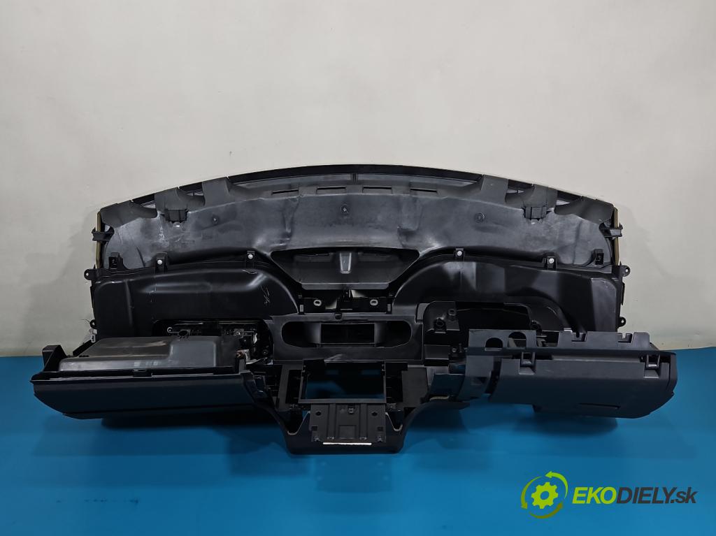 Vw Touran I 2003-2015 1.6 tdi 105 HP manual 77 kW 1599 cm3 5- kokpit,pristrojová doska rozdeľovacia