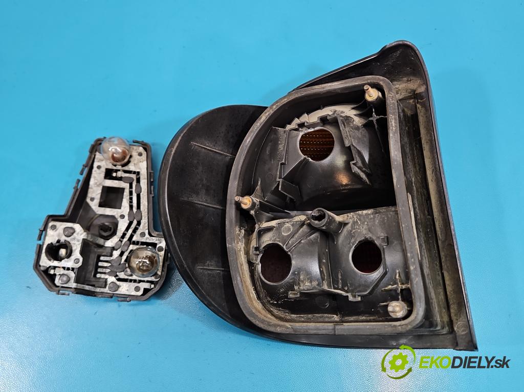 Vw Sharan I 1995-2010 1.9 tdi 110 HP manual 81 kW 1896 cm3 5- svetlo / reflektor zadné pravé 7M0945258A (Kľučka dverí ostatné)