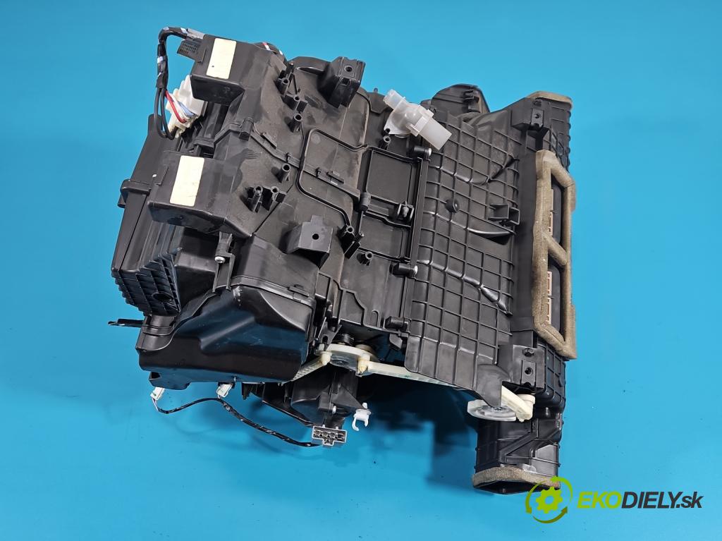 Nissan Pulsar 1.2 T 116 HP manual 85 kW 1197 cm3 5- radiator  (Radiátor kúrenia)