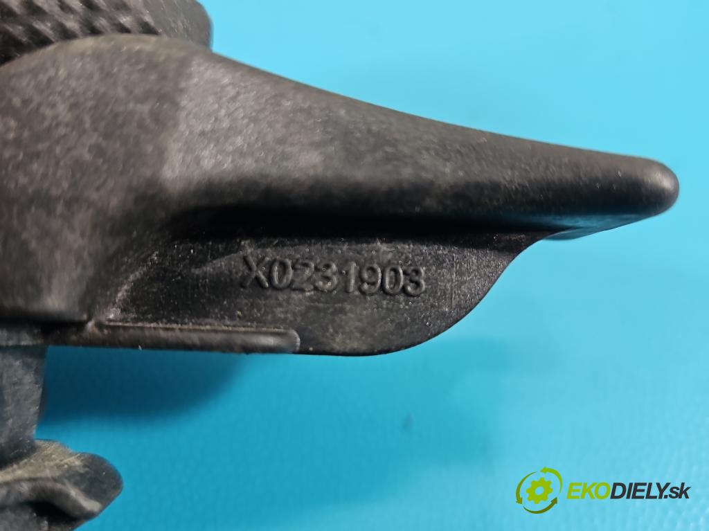 Citroen C3 III 2016-2024 1.2 12V 82 HP manual 60 kW 1199 cm3 5- kufor strecha: