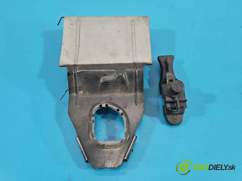 Citroen C3 III 2016-2024 1.2 12V 82 HP manual 60 kW 1199 cm3 5- kufor strecha: