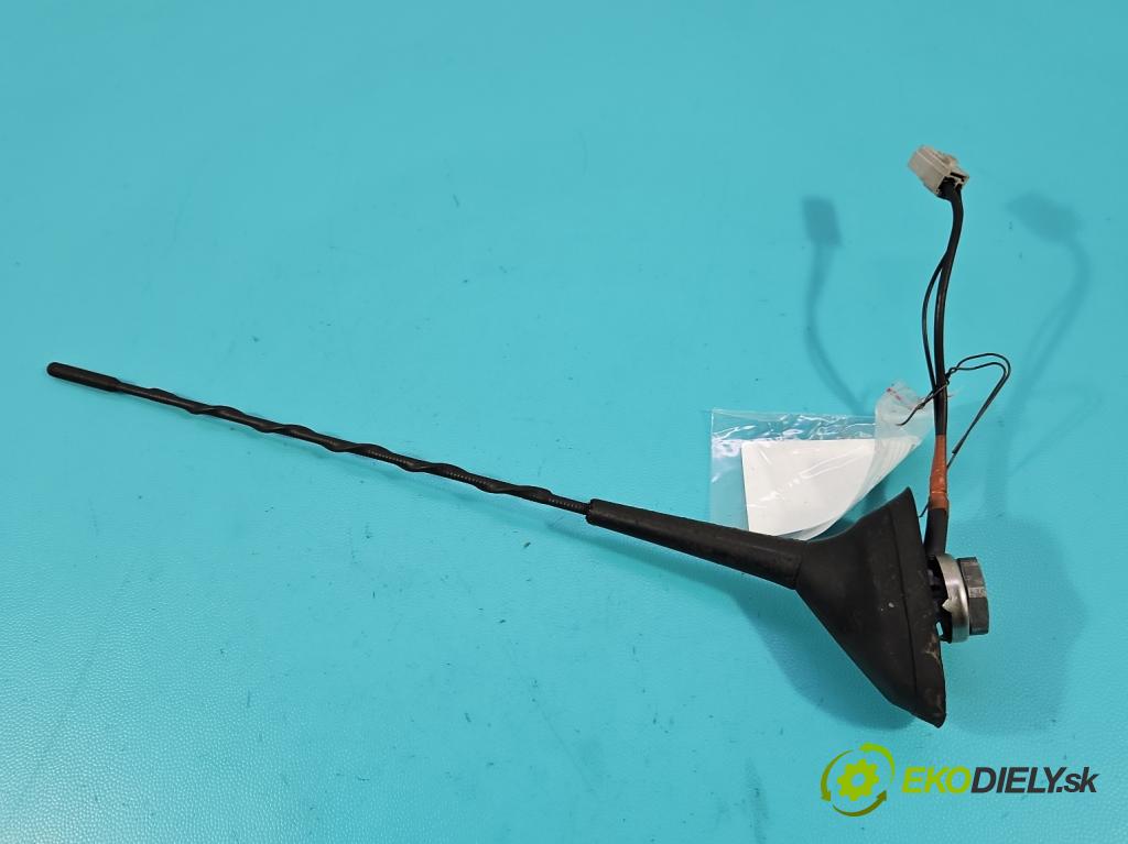 Nissan Pulsar 1.2 T 116 HP manual 85 kW 1197 cm3 5- Antena