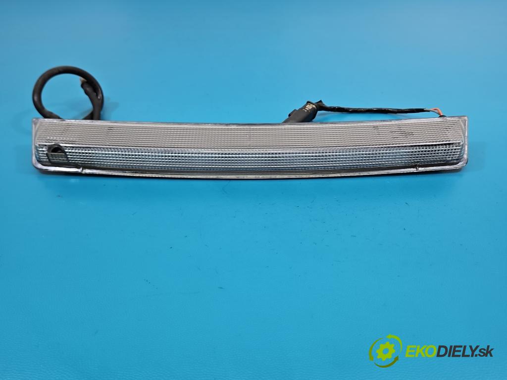 Citroen C5 II 2008-2017 2.0 hdi 140 HP manual 103 kW 1997 cm3 5- světlo: stop: 9678860680