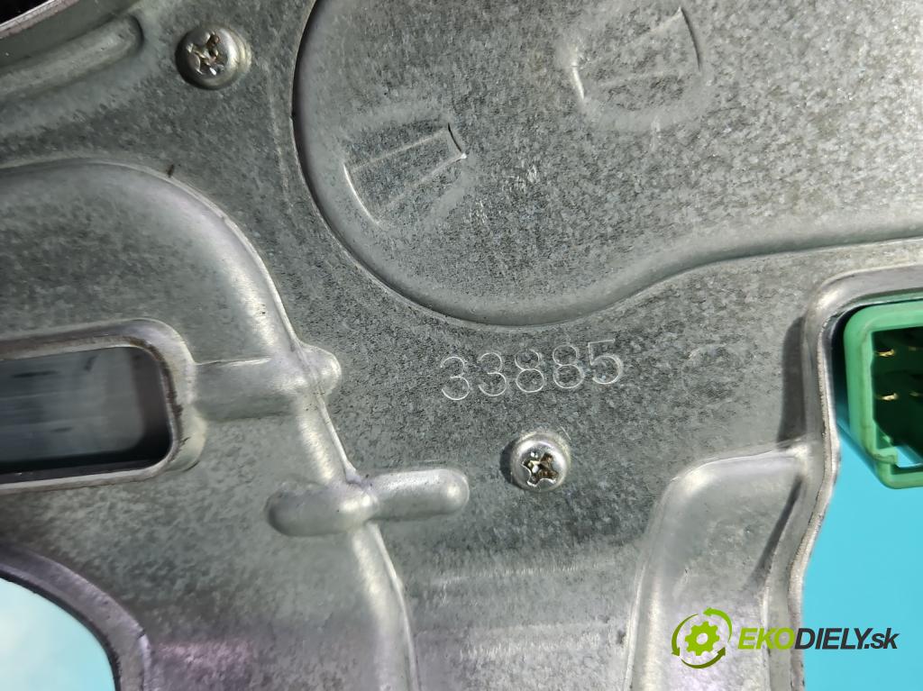 Citroen C-Crosser 2007-2012 2.2 hdi 156 HP manual 115 kW 2179 cm3 5- motor stieračov zadné