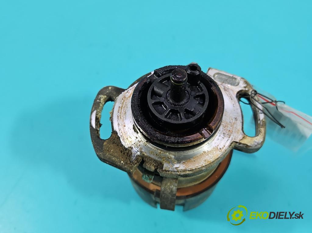 Vw Golf III 1991-1998 1.4 8V 60 HP manual 44 kW 1390 cm3 3- rozdeľovač 0237521061 (Rozdeľovač)