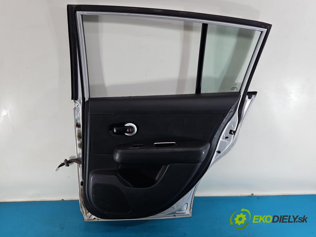Nissan Tiida 1.8 16V 125 HP automatic 92 kW 1798 cm3 5- dvere zadné pravé  (Kľučka dverí ostatné)