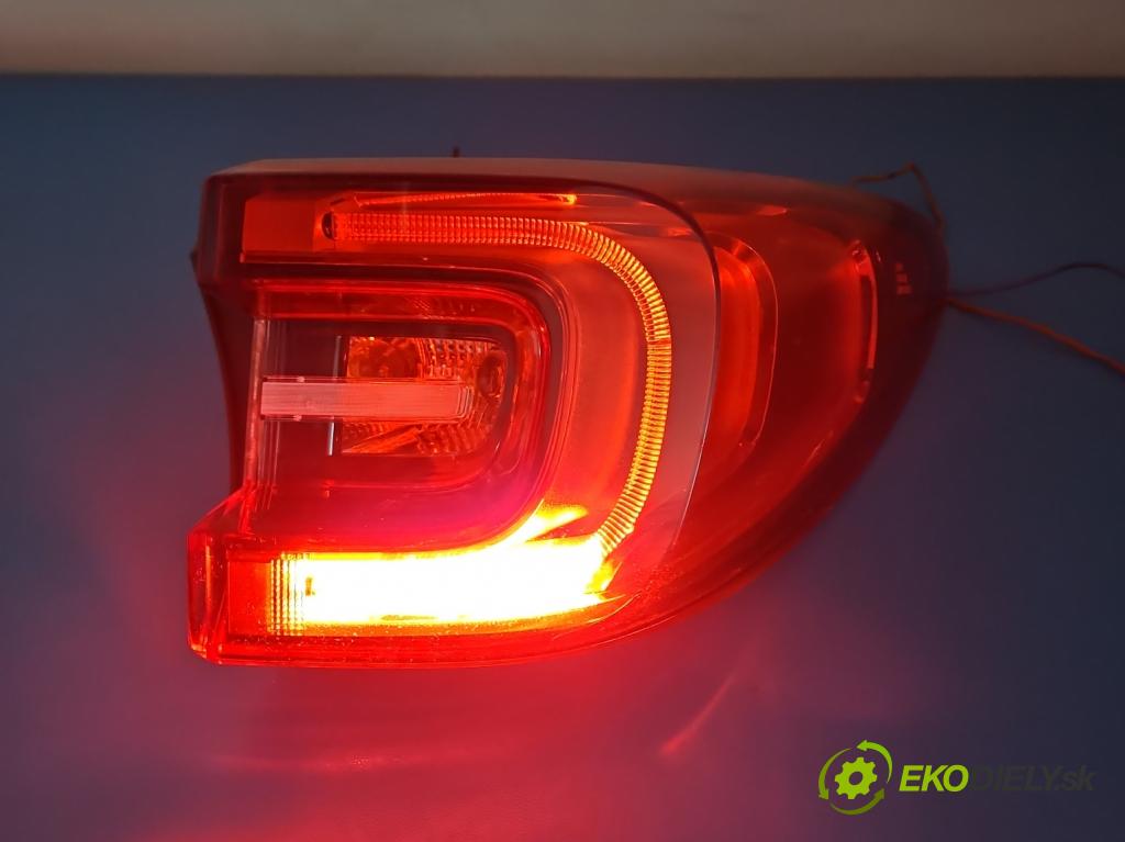 Renault Kadjar 2015-2022 1.2 131 HP automatic 96 kW 1197 cm3 5- svetlo / reflektor zadné pravé 26550870R (Kľučka dverí ostatné)