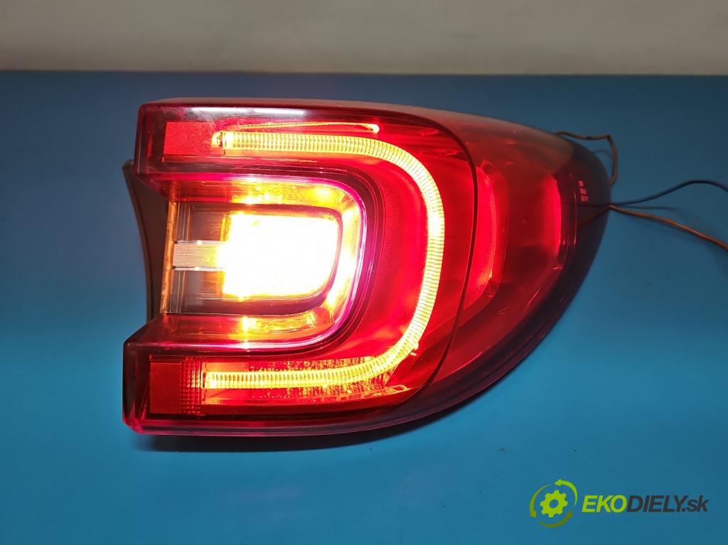 Renault Kadjar 2015-2022 1.2 131 HP automatic 96 kW 1197 cm3 5- svetlo / reflektor zadné pravé 26550870R (Kľučka dverí ostatné)