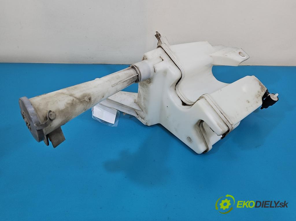 Nissan Pulsar 1.2 T 116 hp manual 85 kW 1197 cm3 5- nádržka tekutina: ostřikovačů 