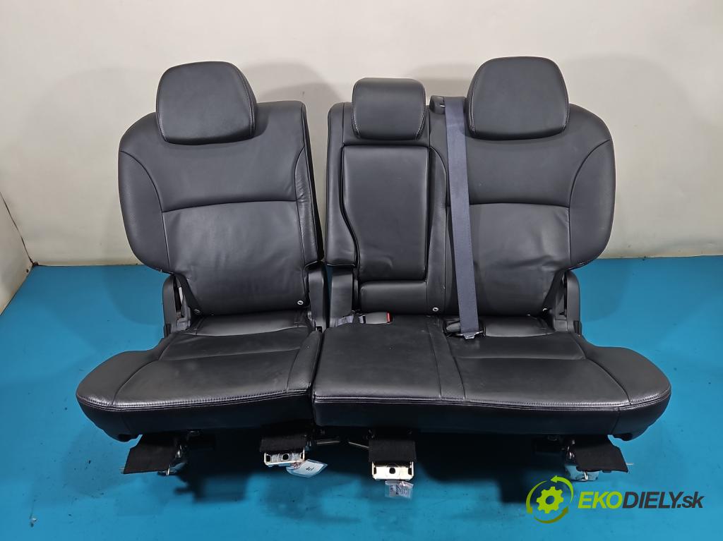 Citroen C-Crosser 2007-2012 2.2 hdi 156 HP manual 115 kW 2179 cm3 5- sedačke: komplet