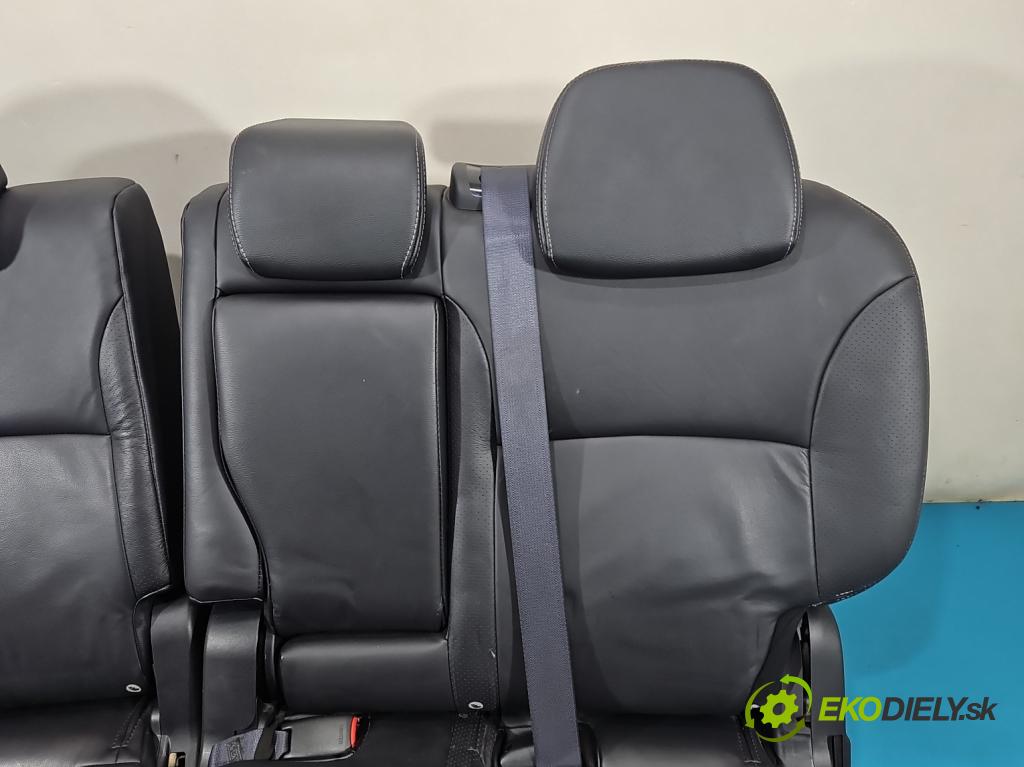 Citroen C-Crosser 2007-2012 2.2 hdi 156 HP manual 115 kW 2179 cm3 5- sedačke: komplet