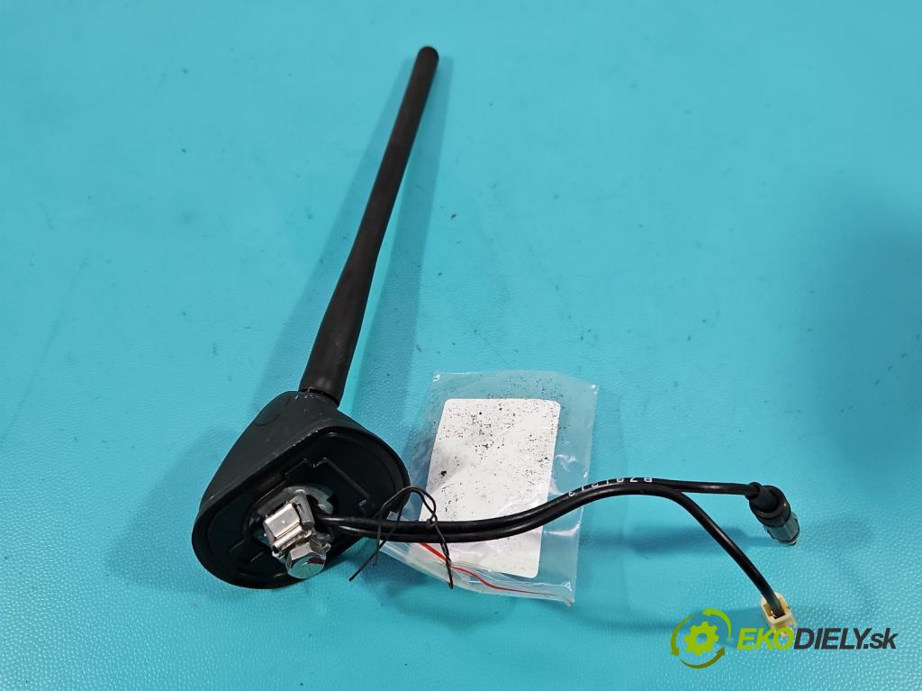 Citroen C-Crosser 2007-2012 2.2 hdi 156 HP manual 115 kW 2179 cm3 5- Antena