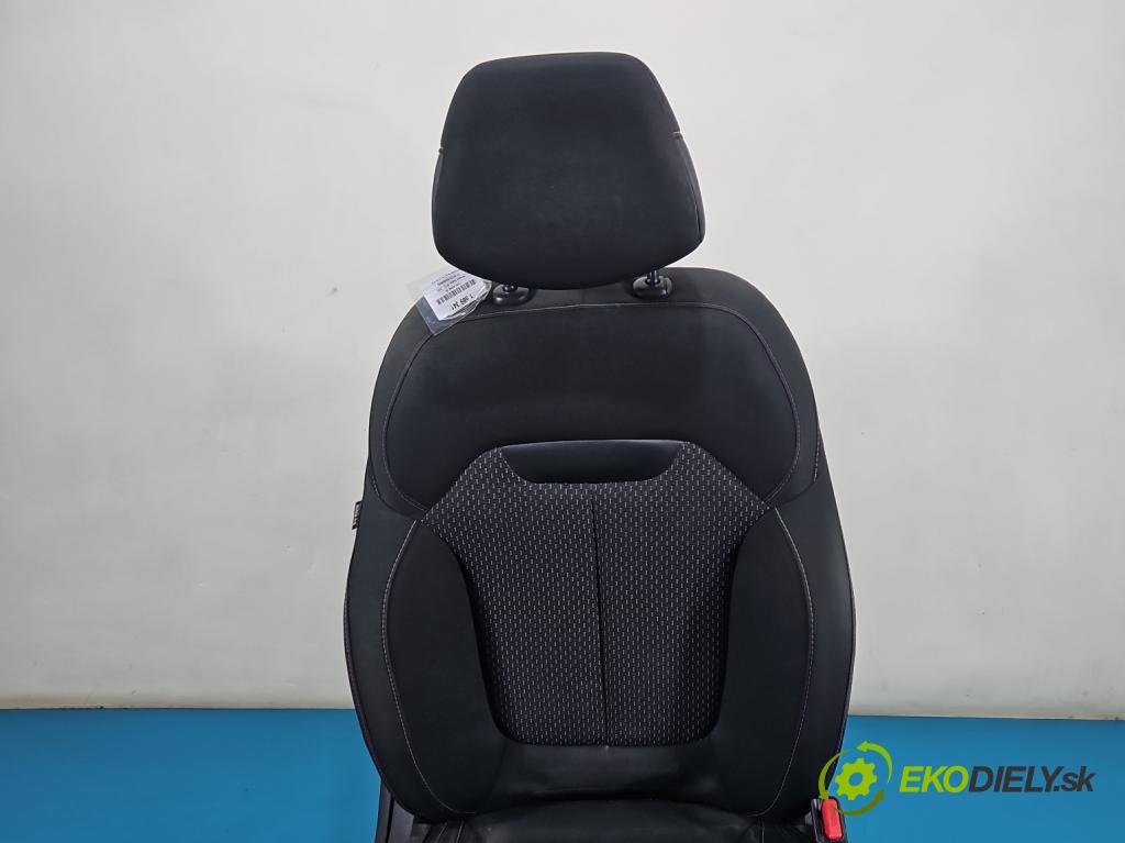 Renault Kadjar 2015-2022 1.2 131 HP automatic 96 kW 1197 cm3 5- Sedačka pravý  (Sedadlo)