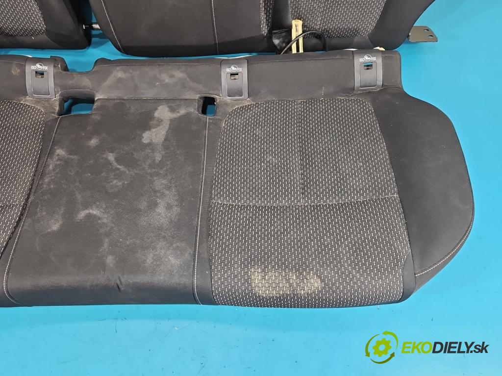 Renault Kadjar 2015-2022 1.2 131 HP automatic 96 kW 1197 cm3 5- Pohovka: zadné  (Sedadlo)