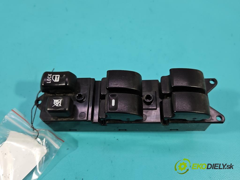 Citroen C-Crosser 2007-2012 2.2 hdi 156 HP manual 115 kW 2179 cm3 5- prepínač okien spätných zrkadiel 8608A060