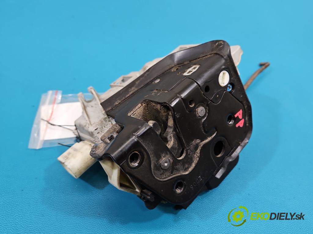 Audi A3 8P 2003-2012 1.9 tdi 105 hp manual 77 kW 1896 cm3 3- zámek přední pravý 4F1837016
