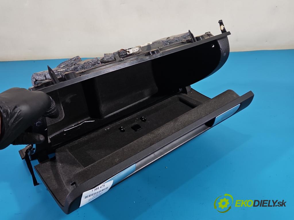 Audi A3 8P 2003-2012 1.9 tdi 105 hp manual 77 kW 1896 cm3 3- kastlík 8P1857035G
