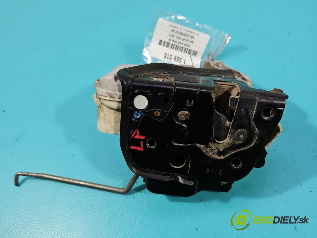 Audi A3 8P 2003-2012 1.9 tdi 105 hp manual 77 kW 1896 cm3 3- zámek přední levý 4E1837015