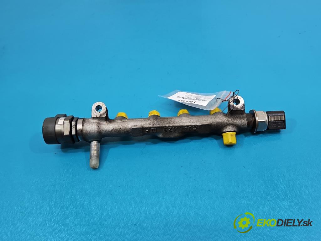 Vw Golf VII 2012-2020 1.6 tdi 105 HP manual 77 kW 1598 cm3 5- lišta vstrekovacia 04L089B (Vstrekovacia lišta)