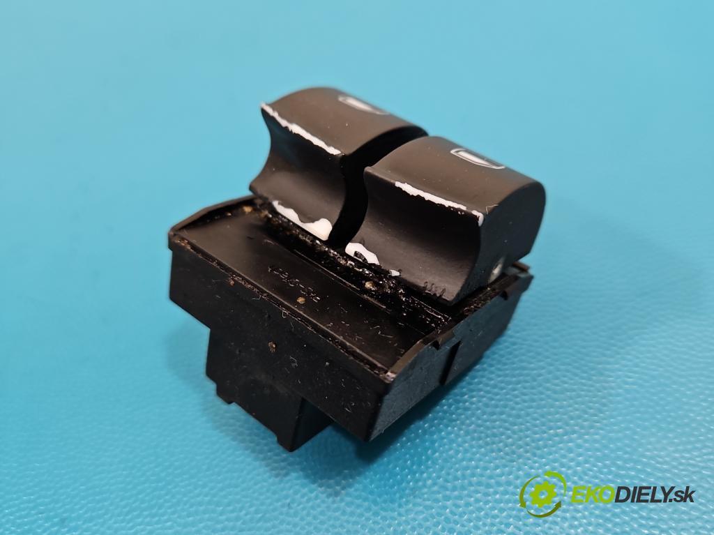 Audi A3 8P 2003-2012 1.9 tdi 105 HP manual 77 kW 1896 cm3 3- prepínač okien spätných zrkadiel 8Z0959851