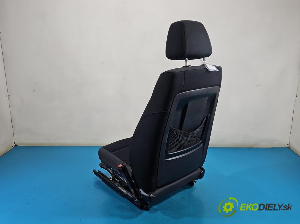 Bmw 1 E87 2004-2011 2.0 16V N43: B20 143 HP manual 105 kW 1995 cm3 5- Sedačka pravý  (Sedadlo)
