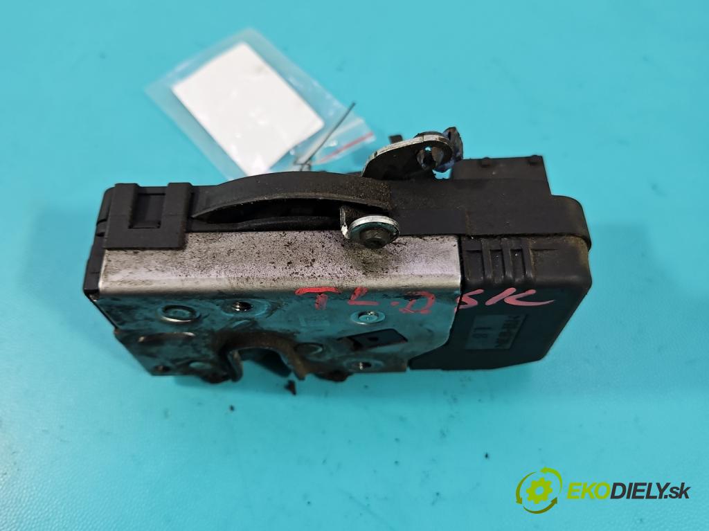Opel Vivaro 2001-2014 1.9 cdti 82 HP manual 60 kW 1870 cm3 5- zámok zadné ľavý 8200008468