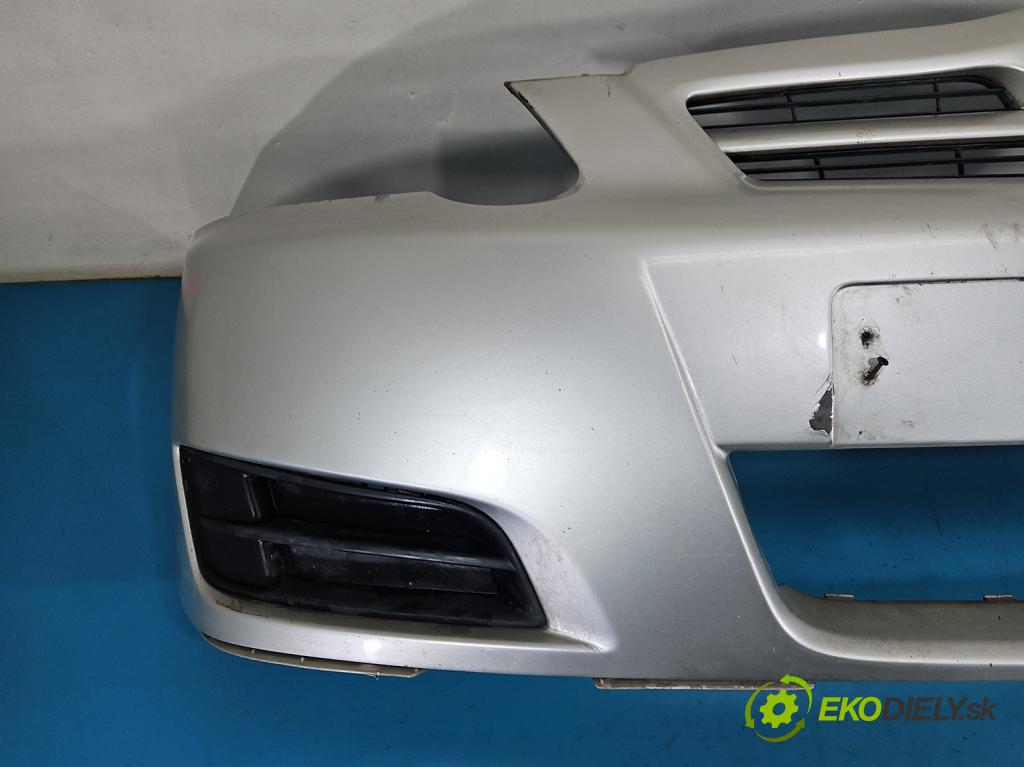 Toyota Corolla E12 2001-2009 1.6 vvti 110 HP manual 81 kW 1598 cm3 3- nárazník predné  (Kľučka dverí ostatné)