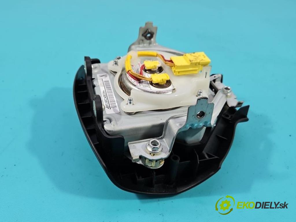 Citroen C-Crosser 2007-2012 2.2 hdi 156 HP manual 115 kW 2179 cm3 5- airbag vzduch: Řidiči:  (Airbag)