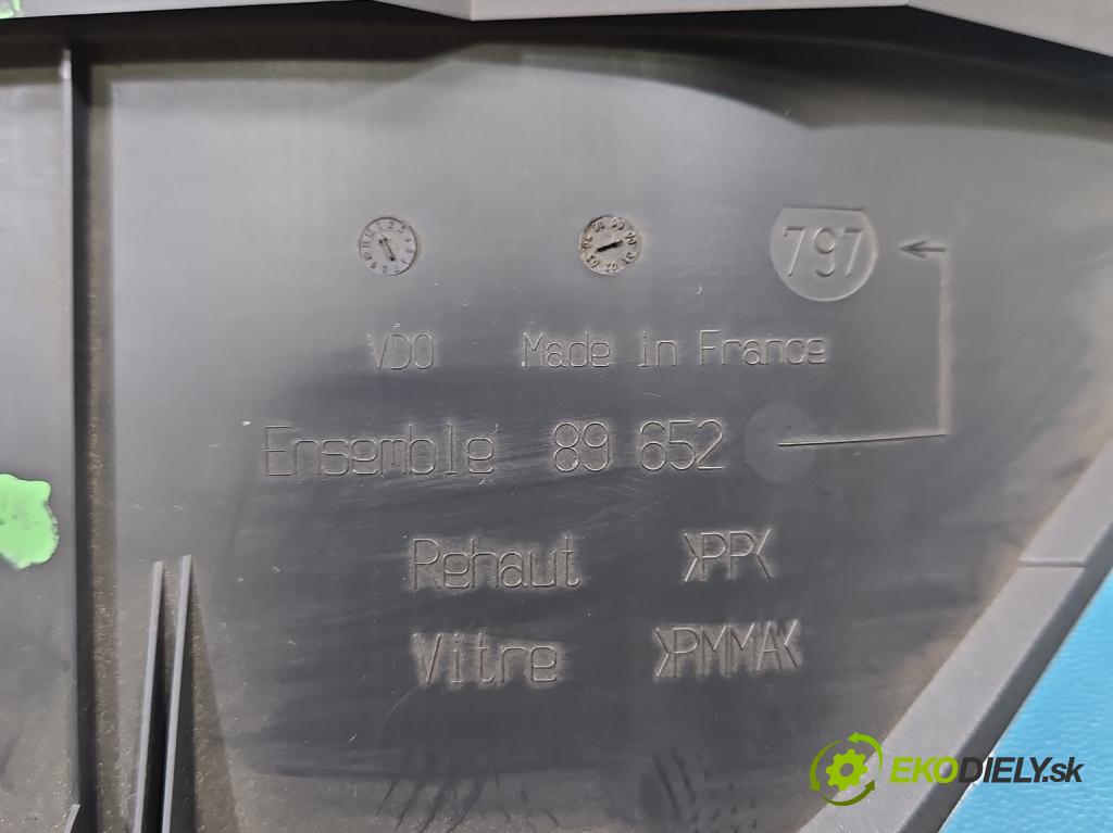 Citroen Saxo 1.1 8V 60 HP manual 44.1 kW 1124 cm3 5- prístrojovka/ budíky 9636594680 (Prístrojová doska)