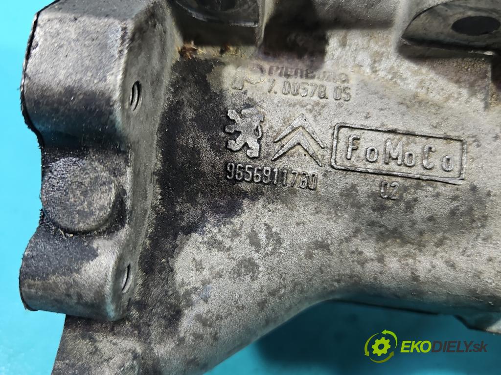 Citroen C-Crosser 2007-2012 2.2 hdi 156 HP manual 115 kW 2179 cm3 5- chladič výfukové 9681677780
