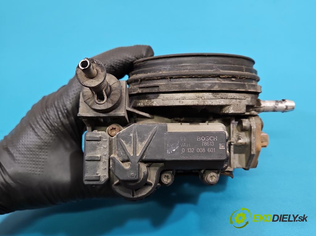 Citroen Saxo 1.1 8V 60 HP manual 44.1 kW 1124 cm3 5- vstrekovač (Karburátor)