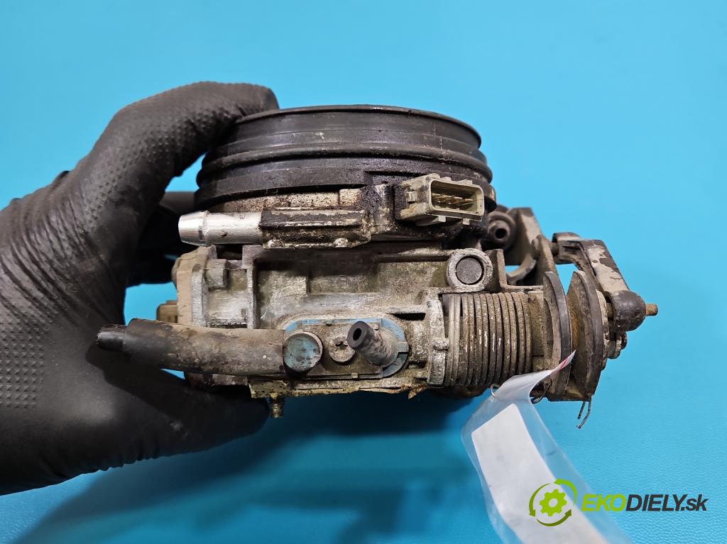 Citroen Saxo 1.1 8V 60 HP manual 44.1 kW 1124 cm3 5- vstrekovač (Karburátor)