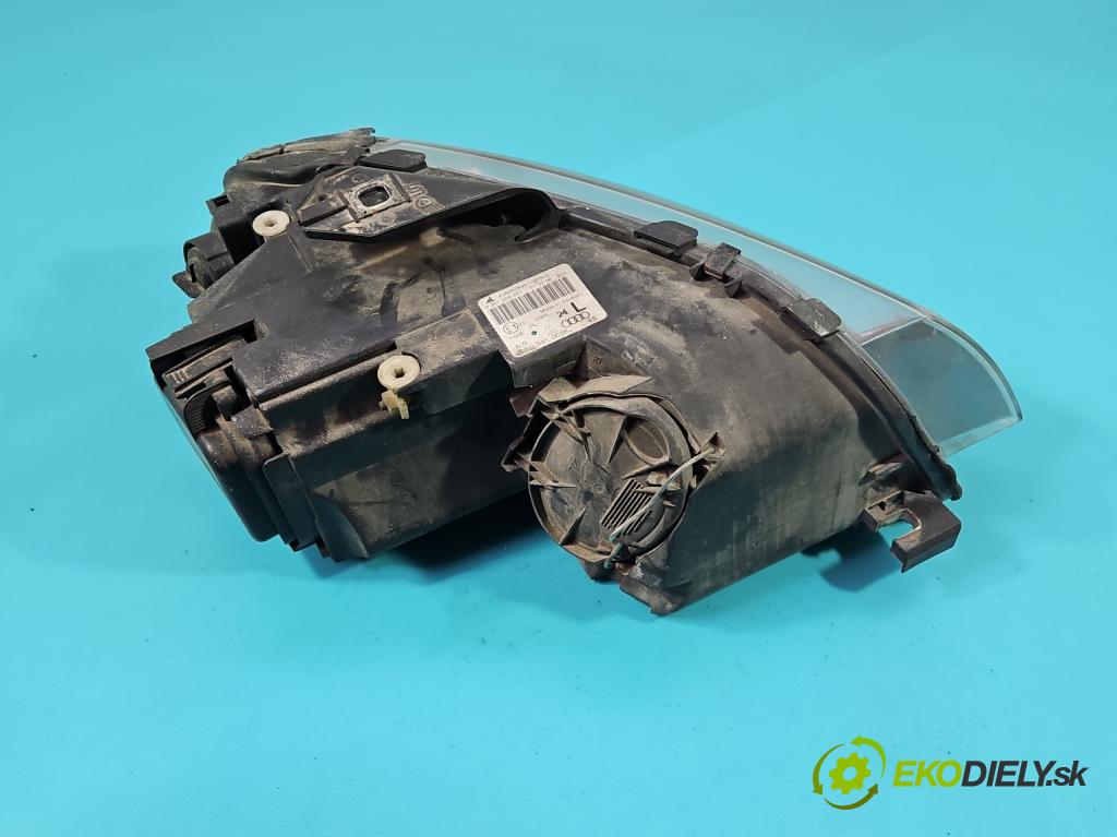 Audi A3 8P 2003-2012 1.9 tdi 105 HP manual 77 kW 1896 cm3 3- Reflektor: ľavý 8P0941003K (Kľučka dverí ostatné)