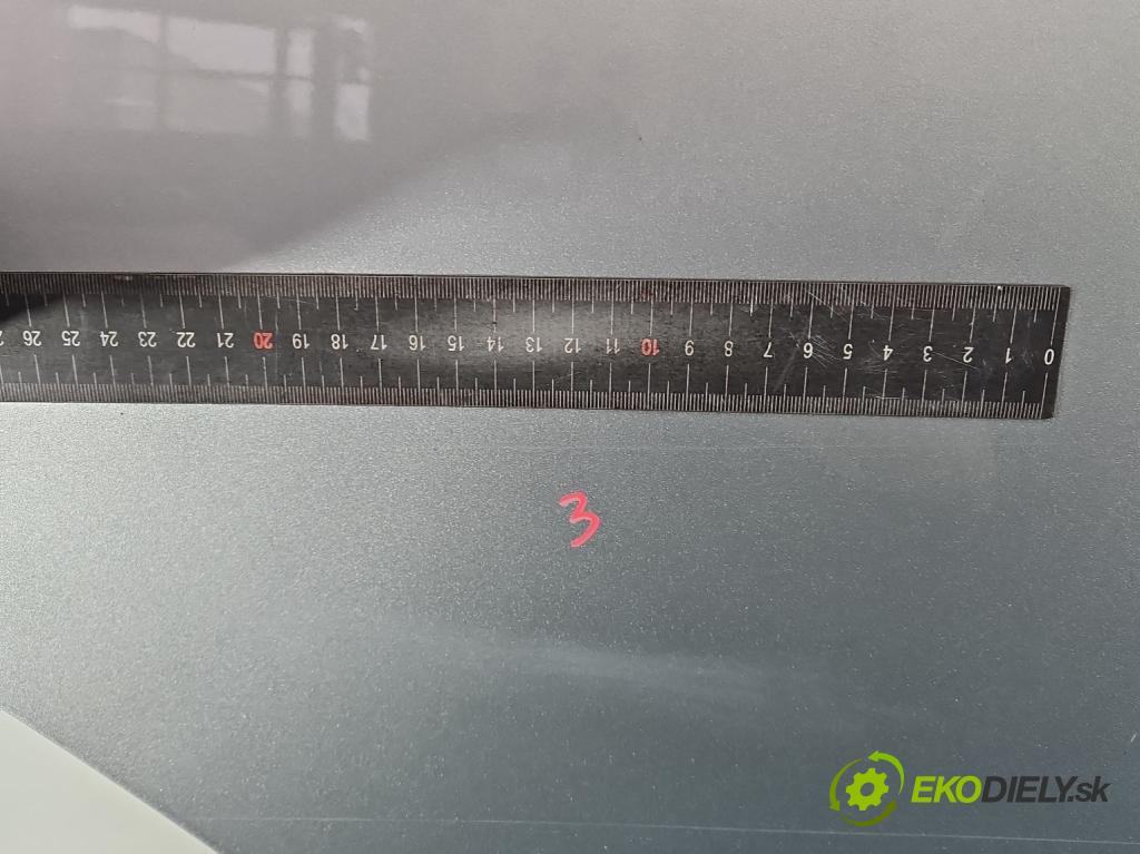 Vw Golf plus 1.4 16V 80 HP manual 59 kW 1390 cm3 5- dvere zadné pravé  (Kľučka dverí ostatné)