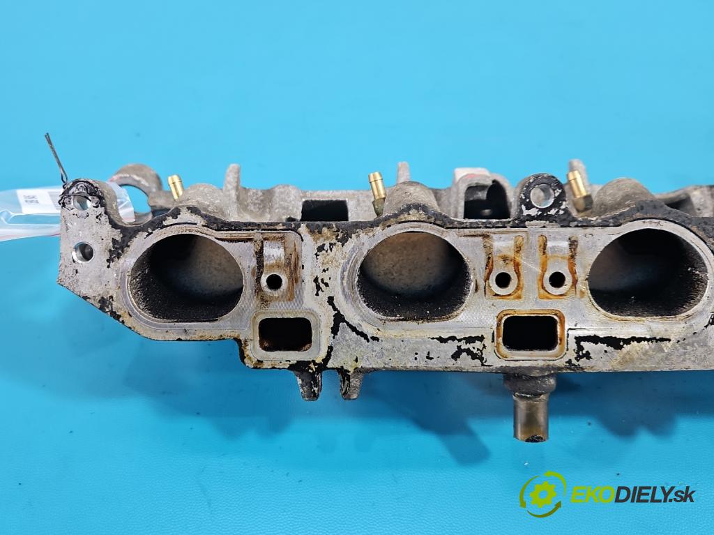 Volvo S60 II 2010-2018 2.5 T5 250 hp automatic 184 kW 2497 cm3 4- potrubí sací 1068106S02 (Sací potrubí)