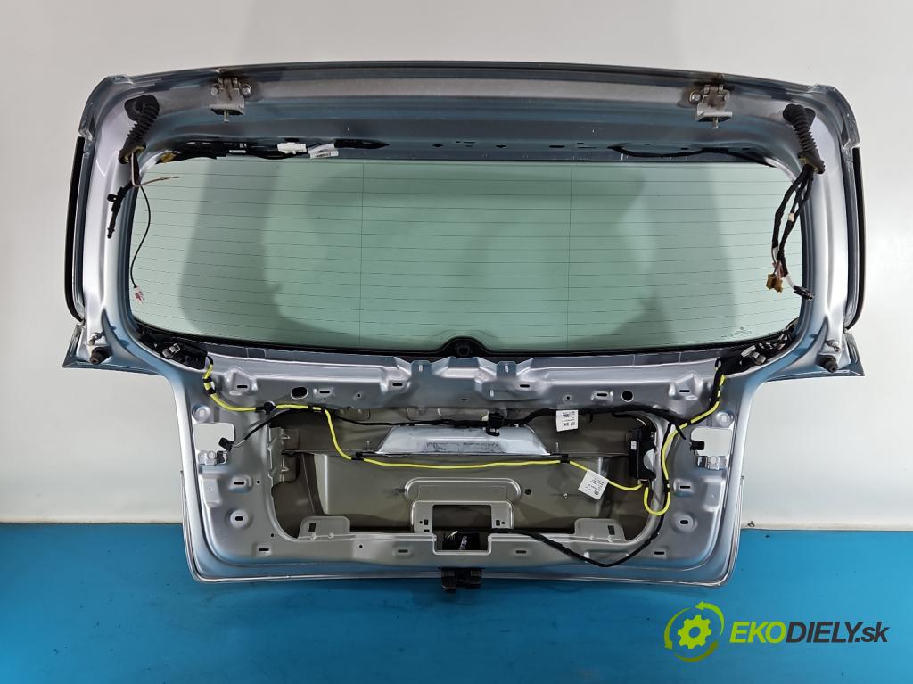 Vw Golf plus 1.4 16V 80 hp manual 59 kW 1390 cm3 5- zadní kufrové dveře  (Zadní kapota (kufr))