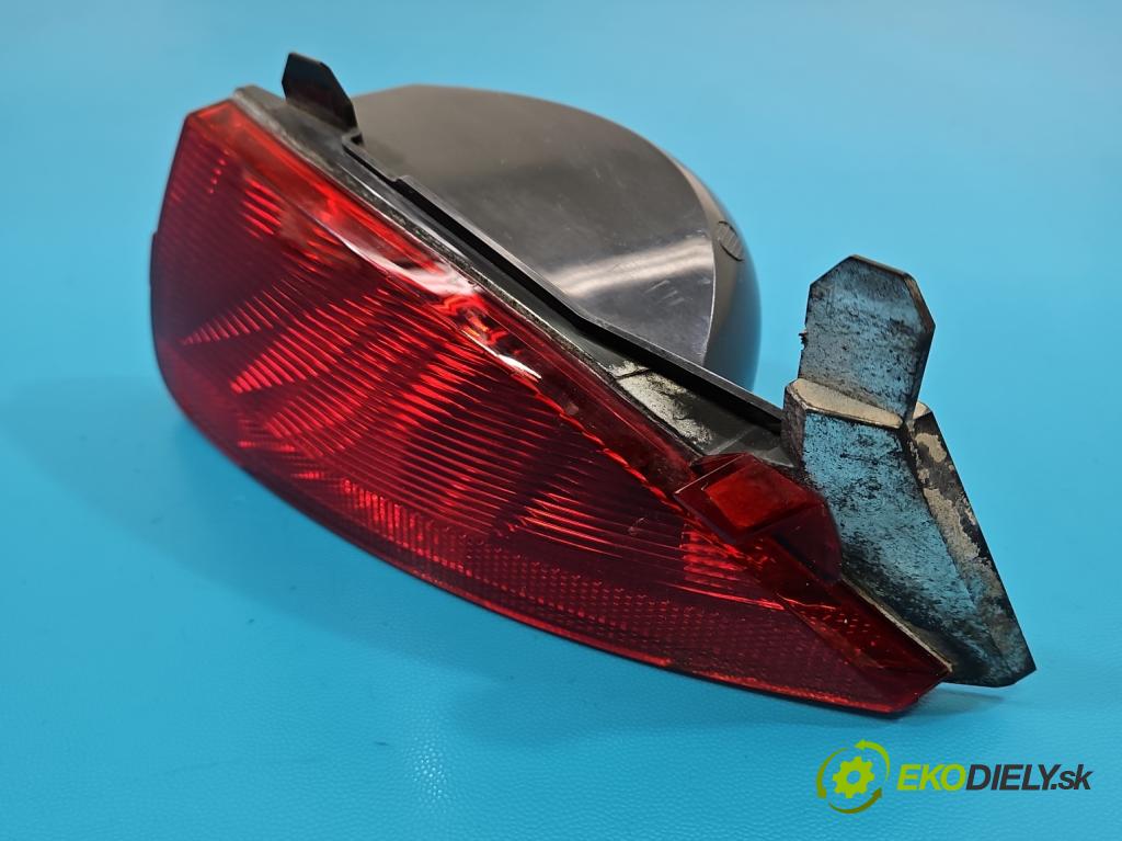Renault Kadjar 2015-2022 1.2 131 HP automatic 96 kW 1197 cm3 5- svetlo / reflektor zadné pravé nárazník 265801896R