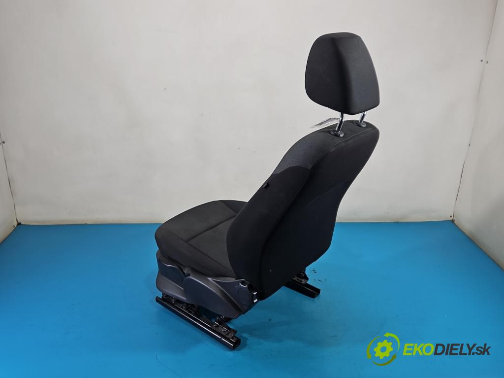 Skoda Fabia III 2014- 2021 1.0 MPI 60 HP manual 44 kW 999 cm3 5- Sedačka ľavý  (Sedadlo)
