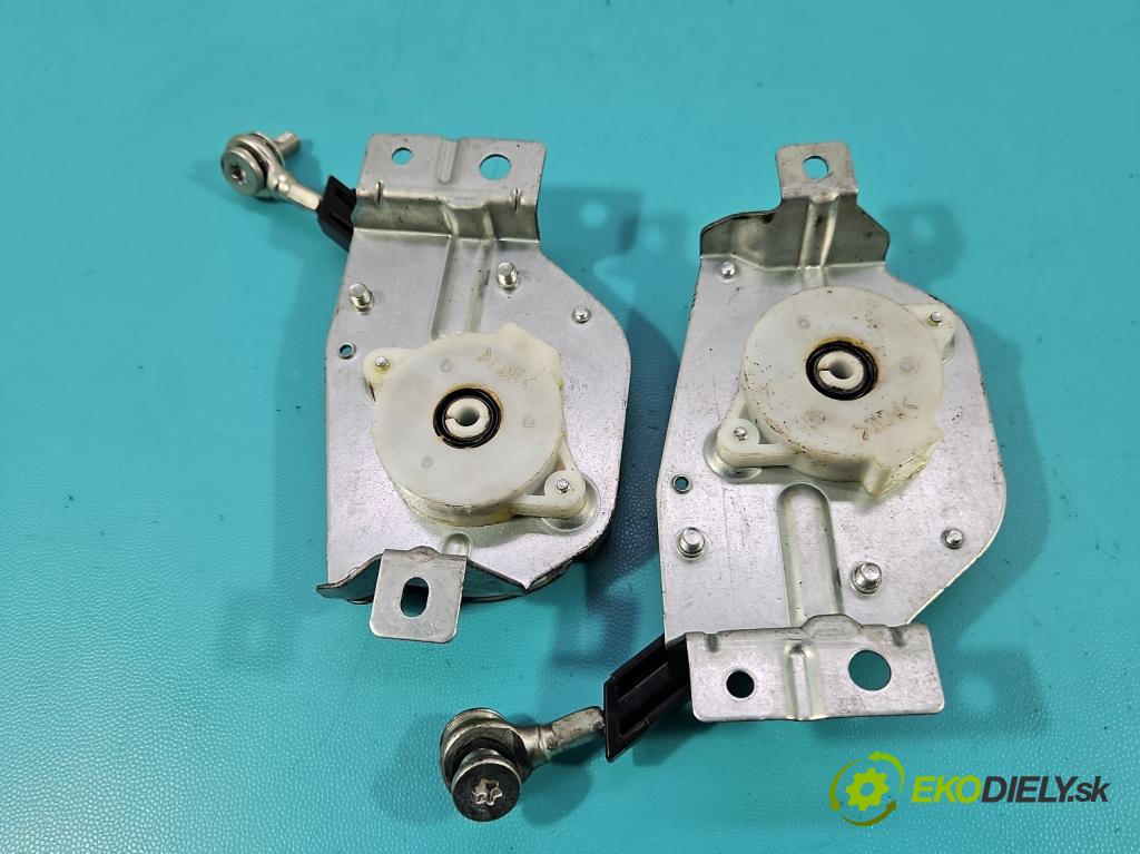 Citroen C-Crosser 2007-2012 2.2 hdi 156 HP manual 115 kW 2179 cm3 5- Rolka dvere