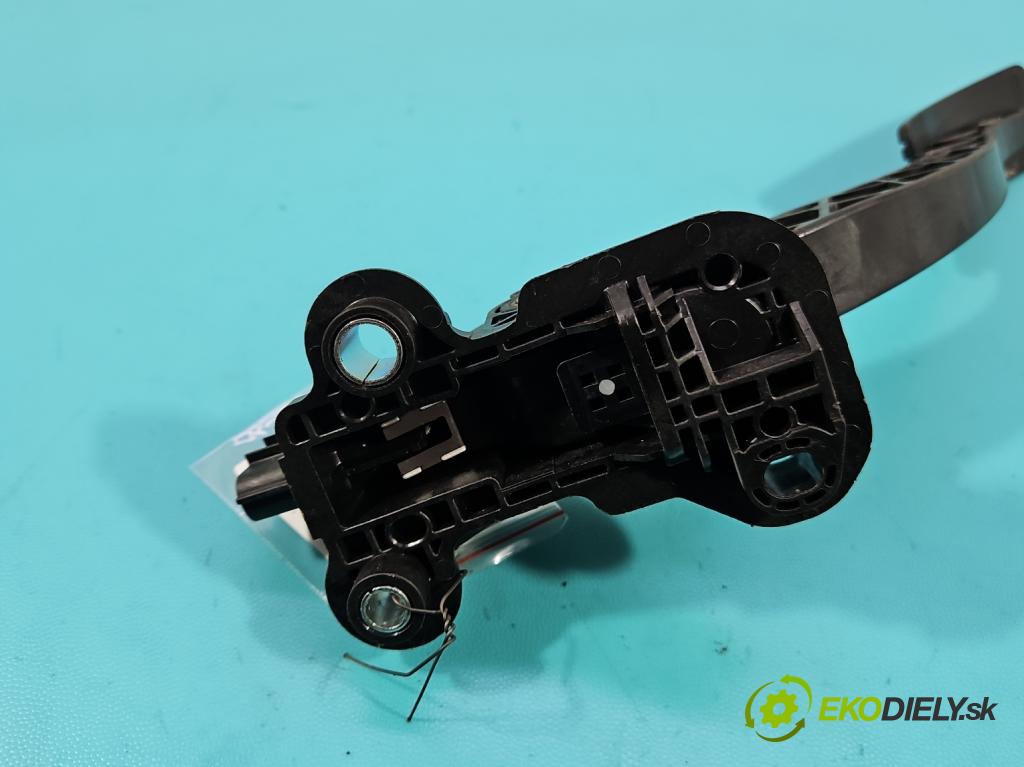 Citroen C-Crosser 2007-2012 2.2 hdi 156 HP manual 115 kW 2179 cm3 5- pedal plyn potenciometr: MN101544