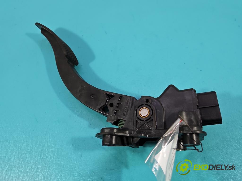 Citroen C-Crosser 2007-2012 2.2 hdi 156 HP manual 115 kW 2179 cm3 5- pedal plyn potenciometr: MN101544