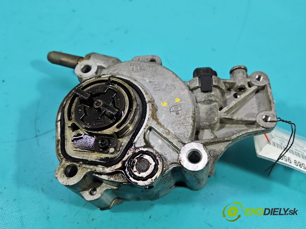 Citroen C-Crosser 2007-2012 2.2 hdi 156 hp manual 115 kW 2179 cm3 5- čerpadlo vákuum D171-1A