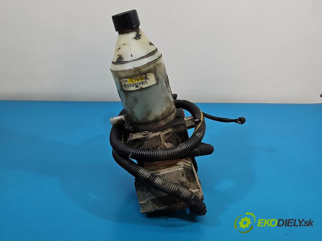 Opel Astra II 1998-2009 1.6 8V 75 HP manual 55 kW 1598 cm3 5- čerpadlo posilovač  (Servočerpadlo)