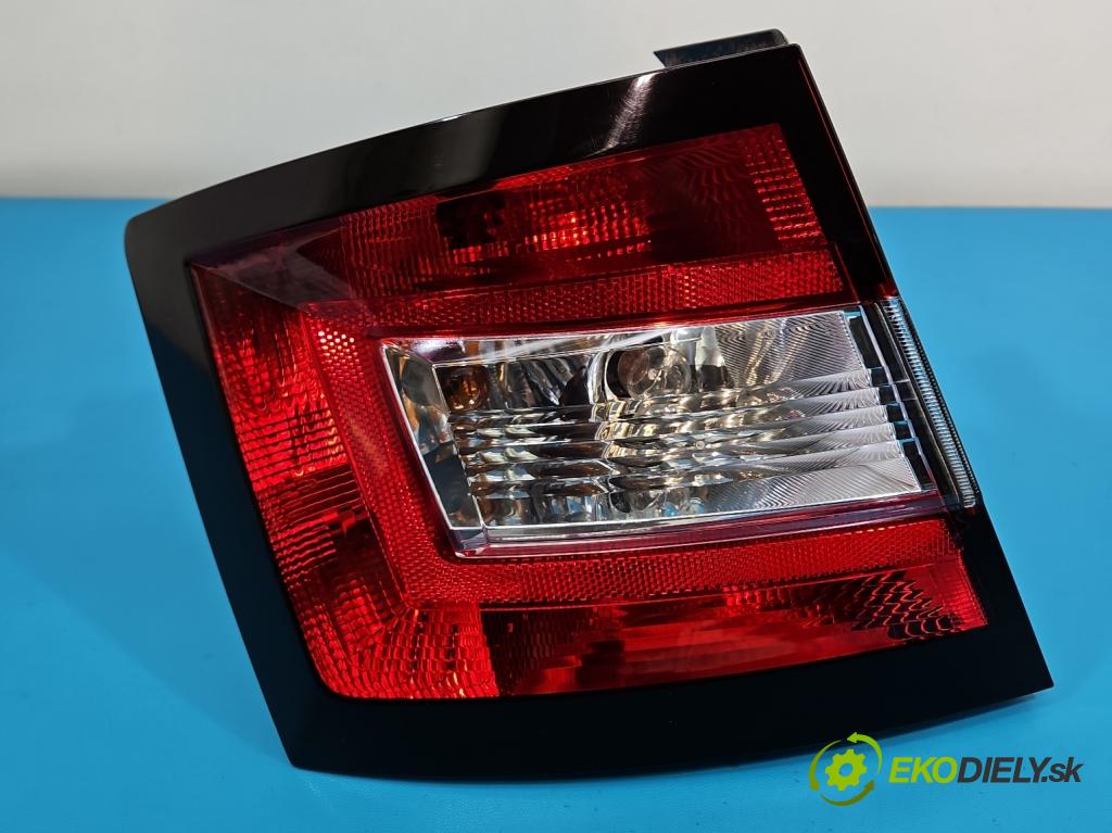 Skoda Fabia III 2014- 2021 1.0 MPI 60 HP manual 44 kW 999 cm3 5- svetlo / reflektor zadné ľavé 6V6945095 (Kľučka dverí ostatné)