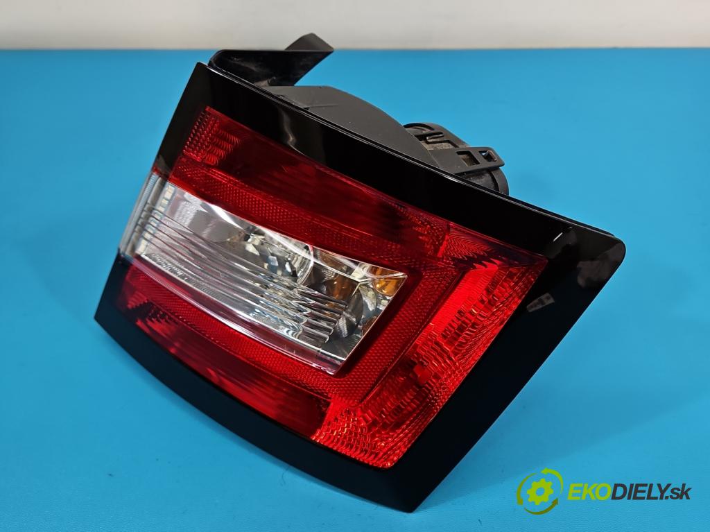 Skoda Fabia III 2014- 2021 1.0 MPI 60 HP manual 44 kW 999 cm3 5- svetlo / reflektor zadné pravé 6V6945096 (Kľučka dverí ostatné)