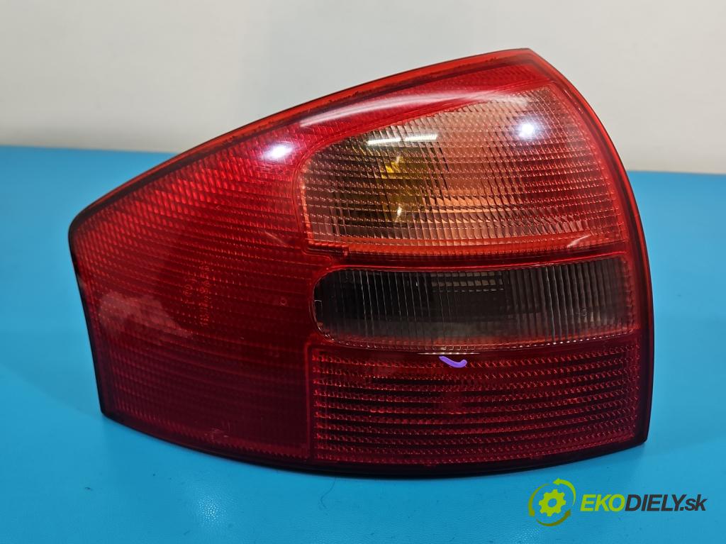 Audi A6 C5 1997-2004 2.4 V6 165 hp manual 121 kW 2393 cm3 4- světlo zadní levé  (Klika dveří ostatní)