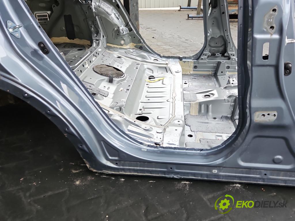 Toyota C-HR I 2016-2023 2.0 16V 152KM automatic 112 kW 1987 cm3 5- Práh: pravý (Karoséria ostatné)