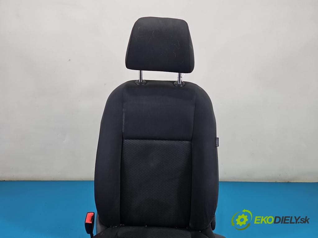 Vw Golf plus 1.4 16V 80 HP manual 59 kW 1390 cm3 5- Sedačka ľavý  (Sedadlo)